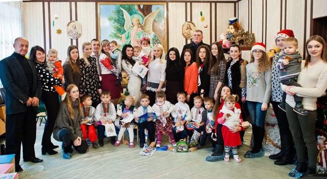 Свято Миколая в дитячому будинку Малятко